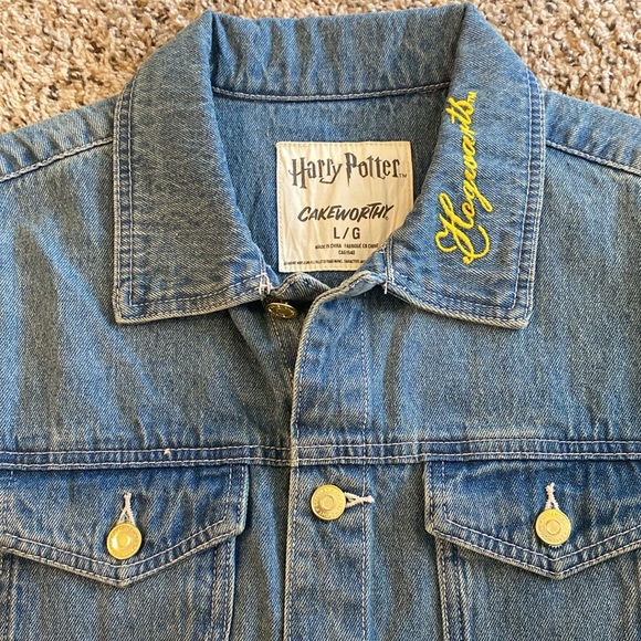 Cakeworthy X Harry Potter Denim Hogwarts Jacket Large - Picture 3 of 5